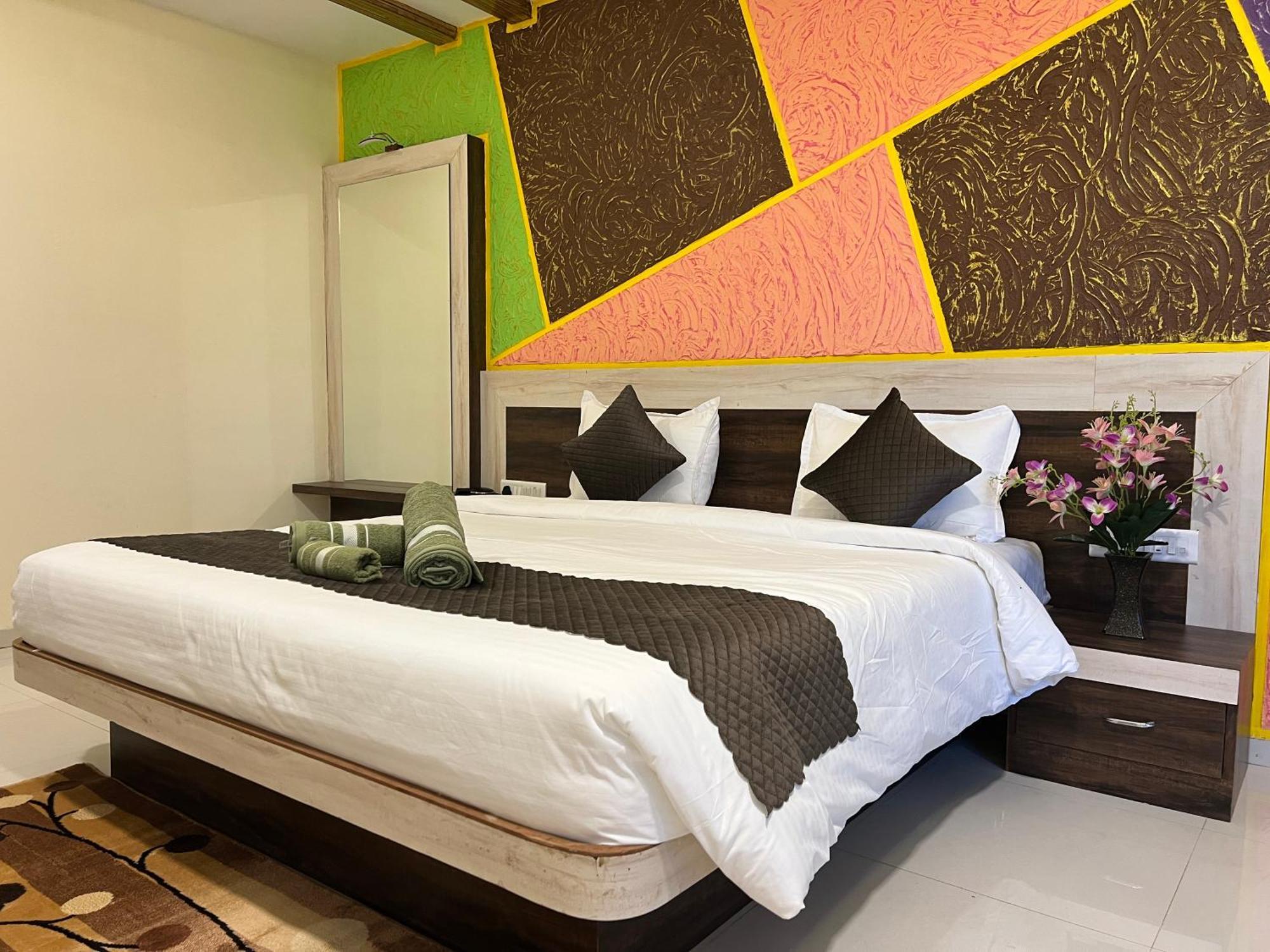 Hotel Shriyan Mahabaleshwar Exterior photo